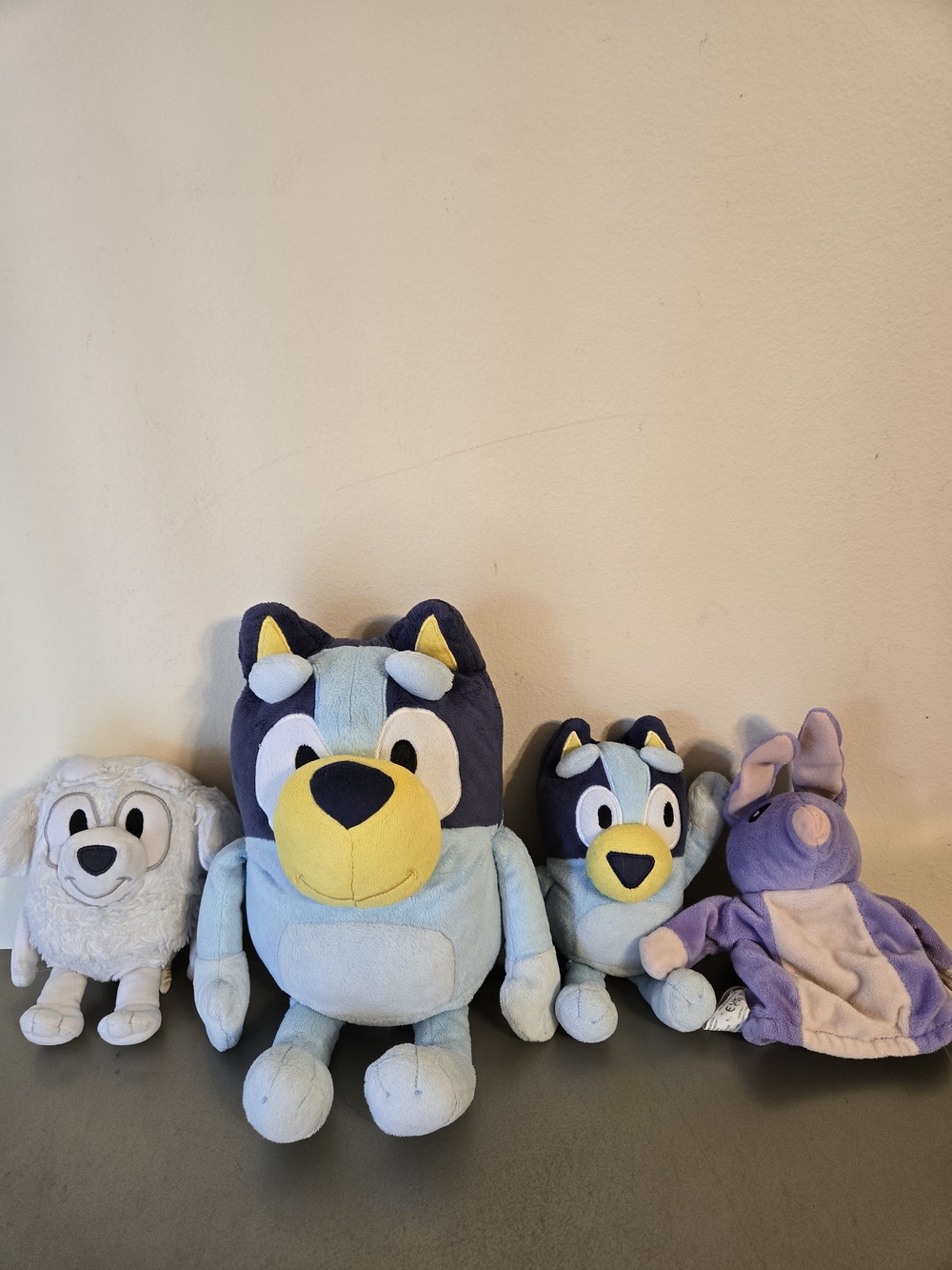 Assorted Bluey Lila, Bandit & Bluey 6"-11" Plush Toy Set